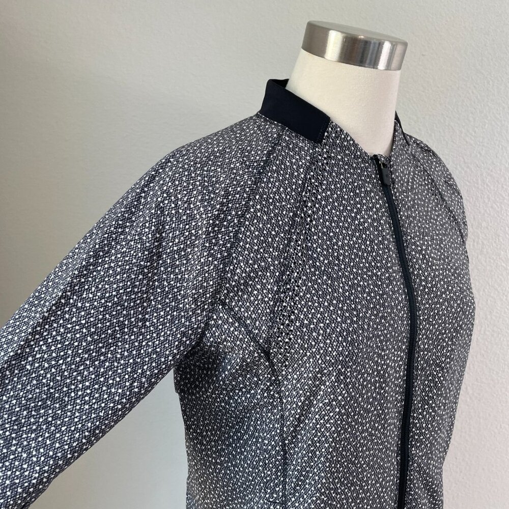 LULULEMON Womens 8 Jacket Hit It Frozen Fizz White Black‎ Swift Ultra Full Zip - Picture 7 of 16